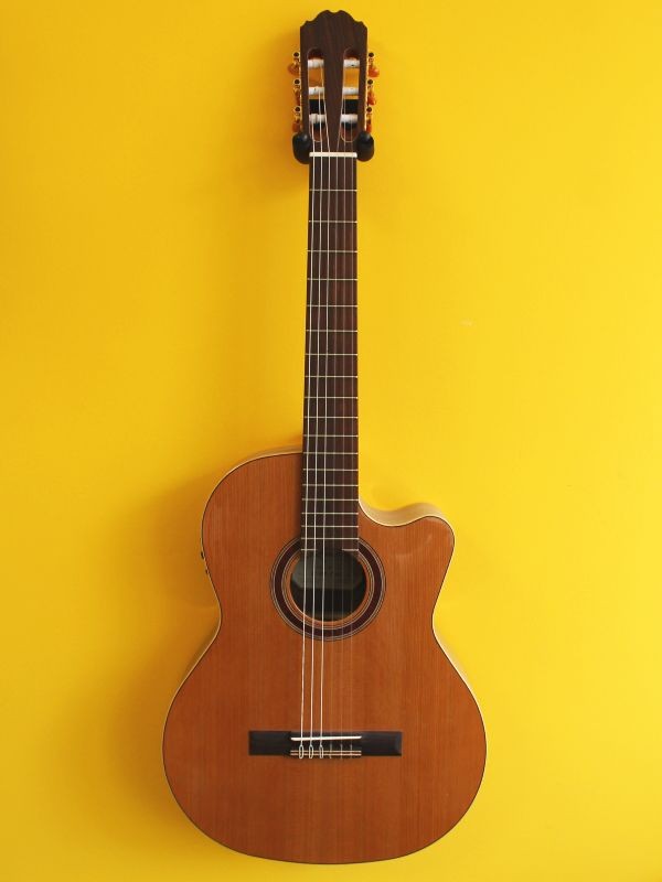 Kremona R65CWC Classical Cutaway Guitar